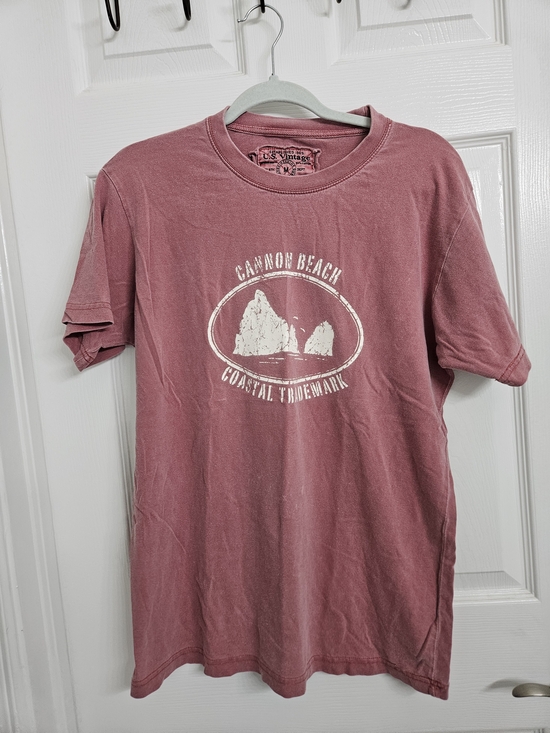 U.s vintage Other - Vintage-Style Cannon Beach Graphic Tee - Dusty Rose Medium Mens Shirt